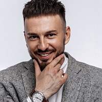 Дмитрий Семенов